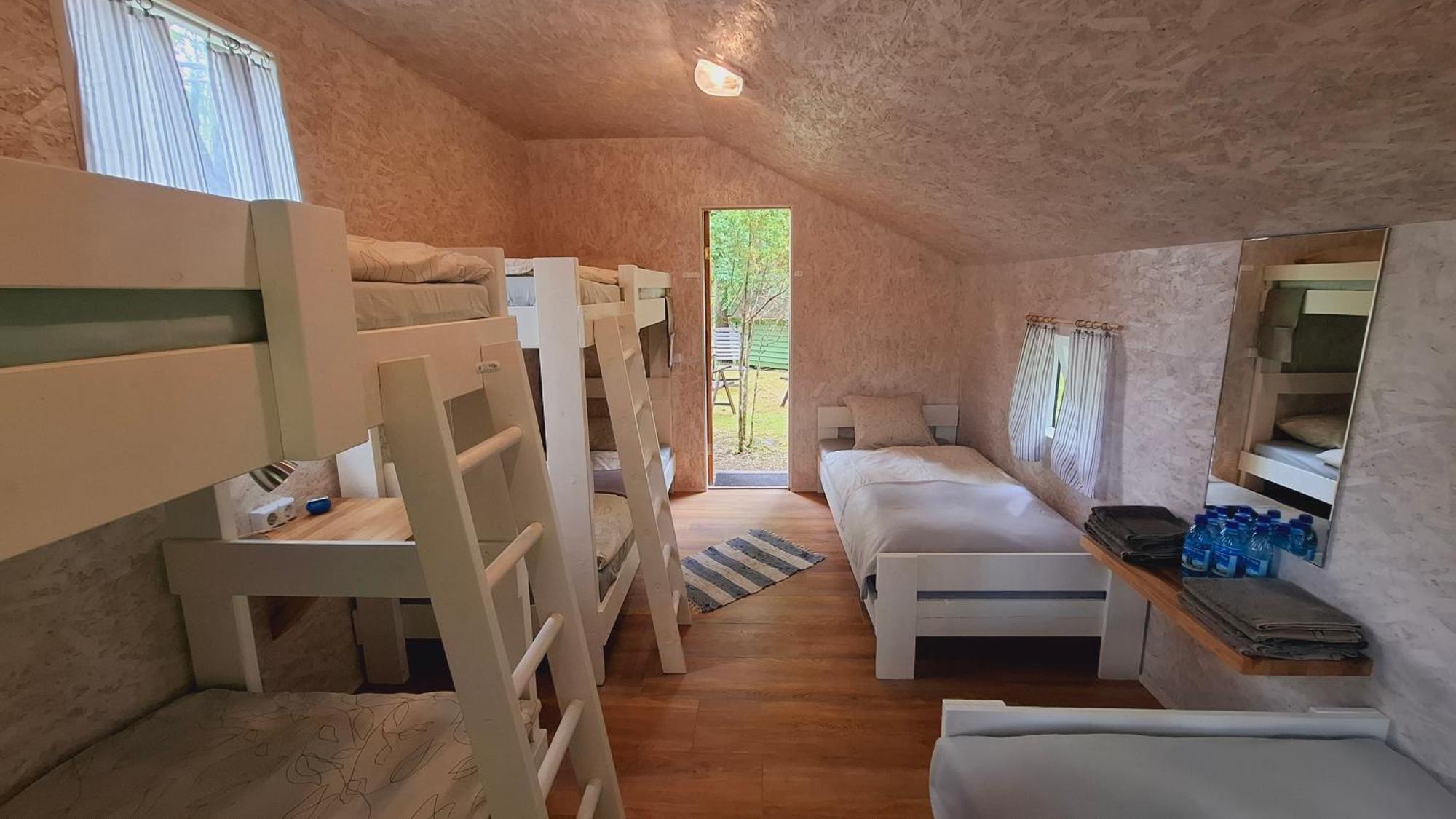 Kardoni Puhkelaager Tornimae Buitenkant foto